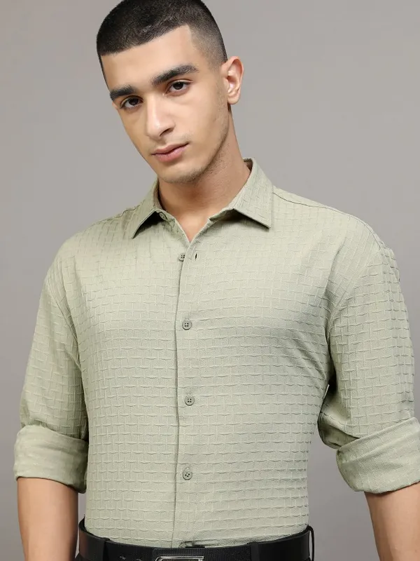 Highlander Men Green Textured Relaxed Fit Casual Shirt