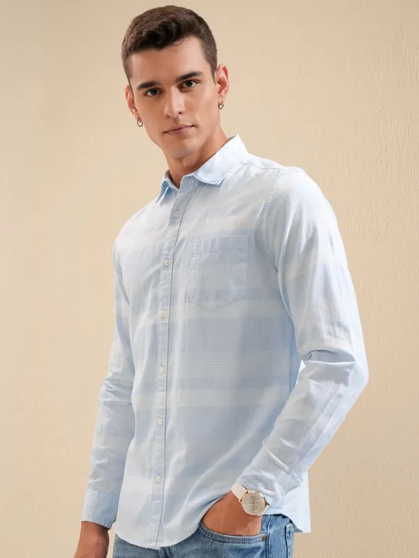Highlander Men Blue Striped Regular Fit Casual Shirt