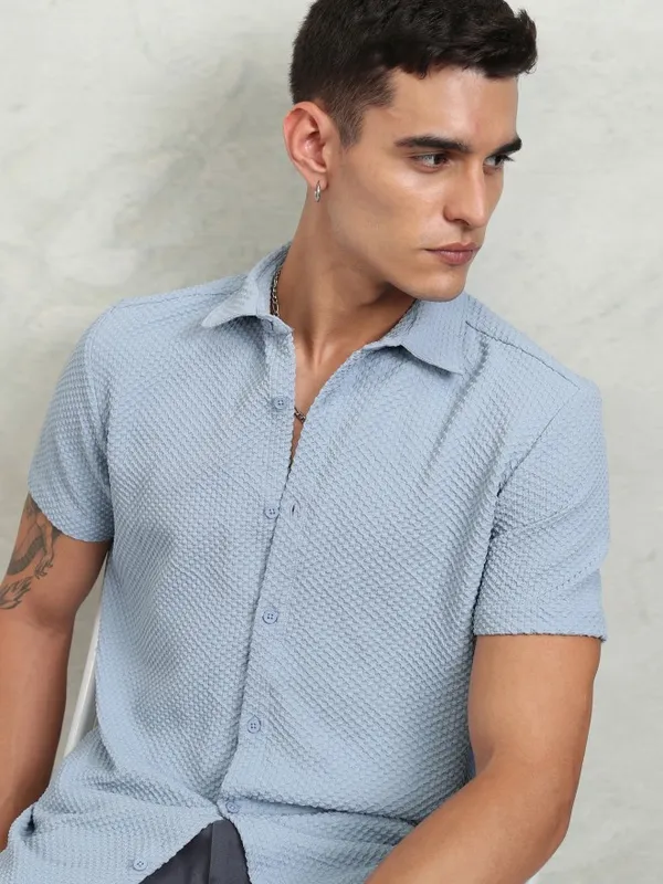 Highlander Men Blue Textured Regular Fit Casual Shirt