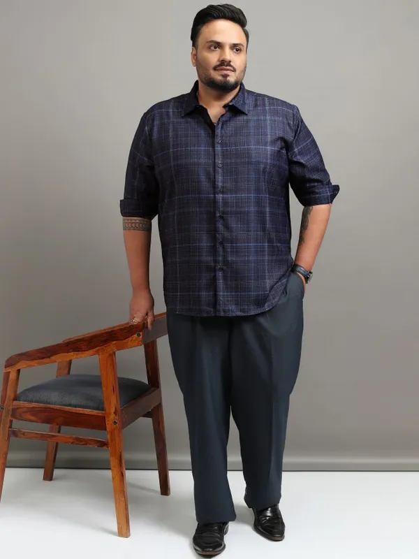 Xtra Ordinary By Highlander Men Navy Blue Checked Regular Fit Casual Shirt