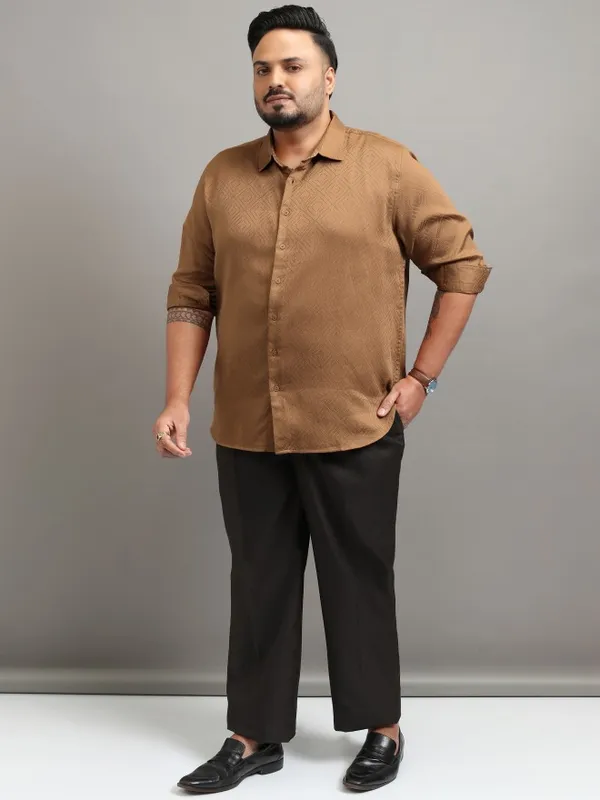 Xtra Ordinary By Highlander Men Brown Textured Regular Fit Casual Shirt