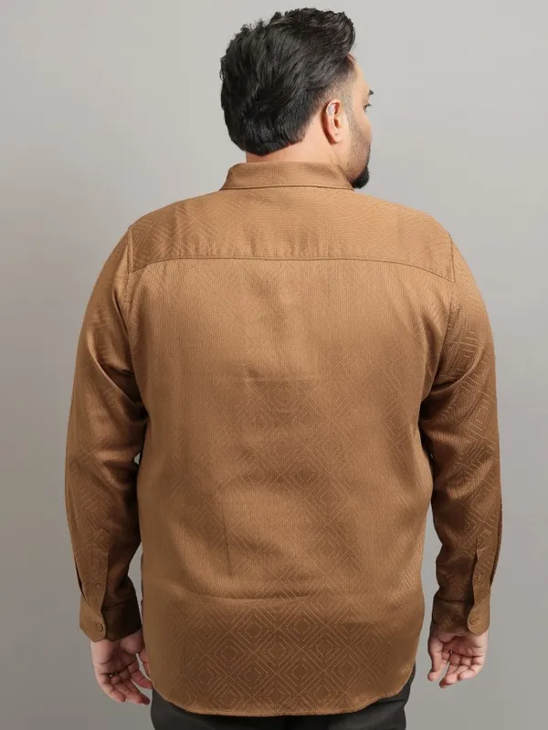 Xtra Ordinary By Highlander Men Brown Textured Regular Fit Casual Shirt