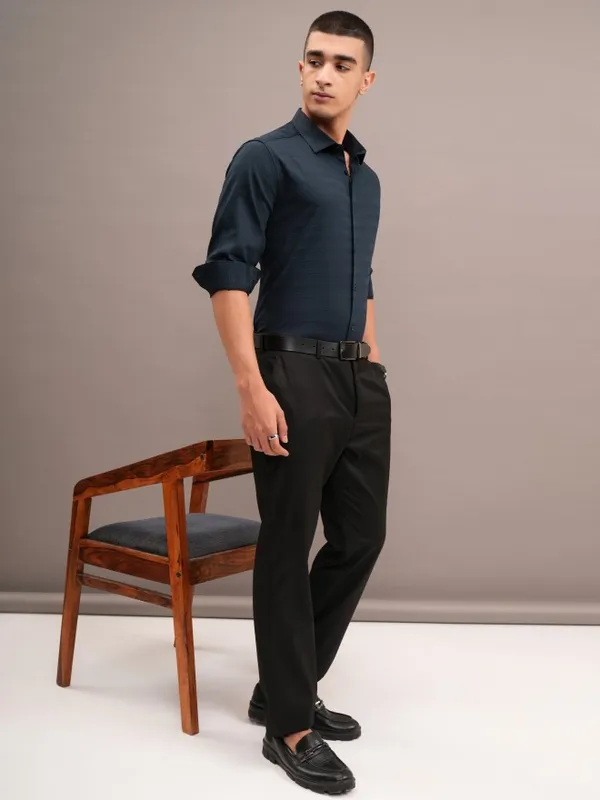 Highlander Men Navy Blue Striped Slim Fit Casual Shirt