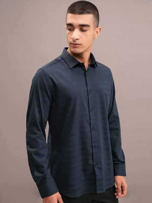 Highlander Men Navy Blue Striped Slim Fit Casual Shirt