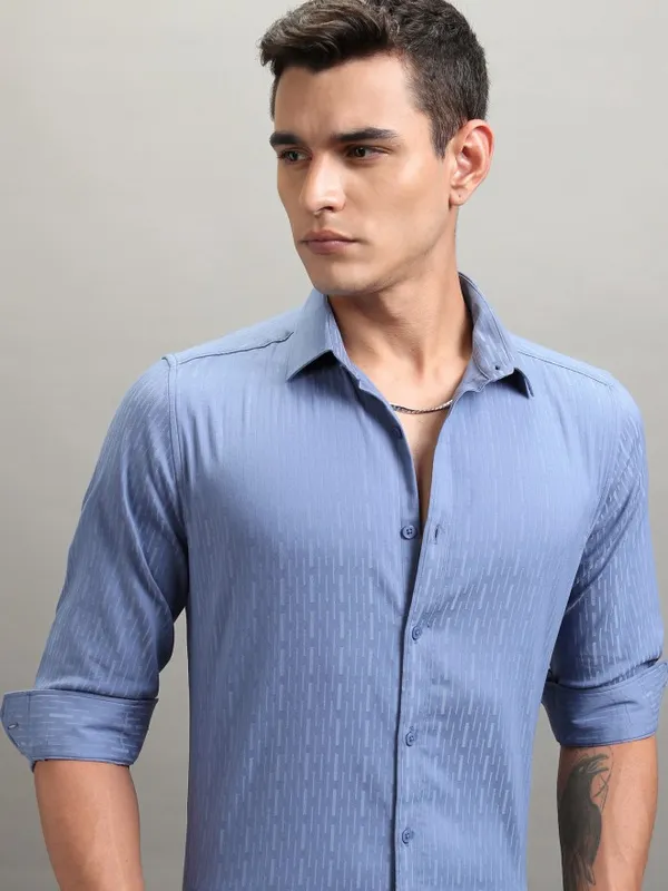 Highlander Men Blue Textured Slim Fit Casual Shirt