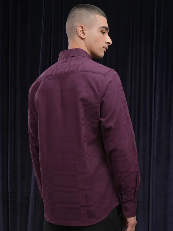 Highlander Men Burgundy Striped Slim Fit Casual Shirt