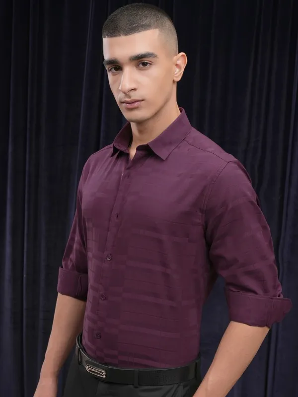Highlander Men Burgundy Striped Slim Fit Casual Shirt