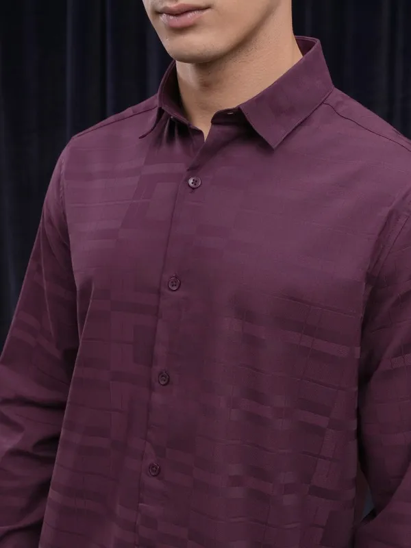 Highlander Men Burgundy Striped Slim Fit Casual Shirt