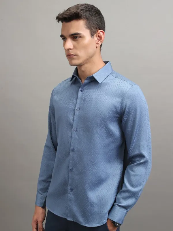 Highlander Men Blue Textured Slim Fit Casual Shirt