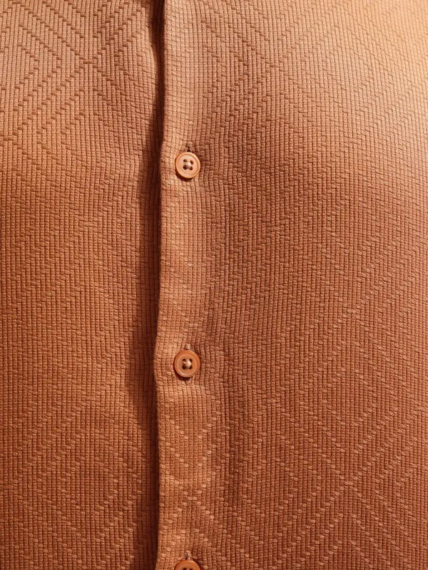 Highlander Men Brown Textured Slim Fit Casual Shirt