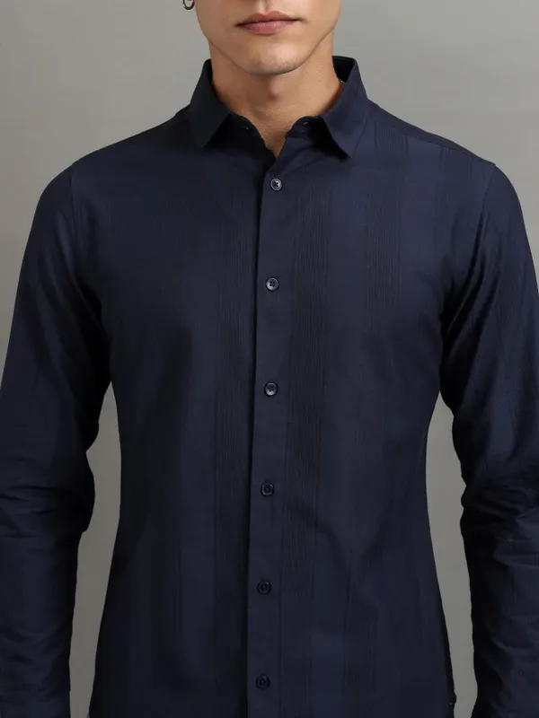 Highlander Men Navy Blue Striped Slim Fit Casual Shirt