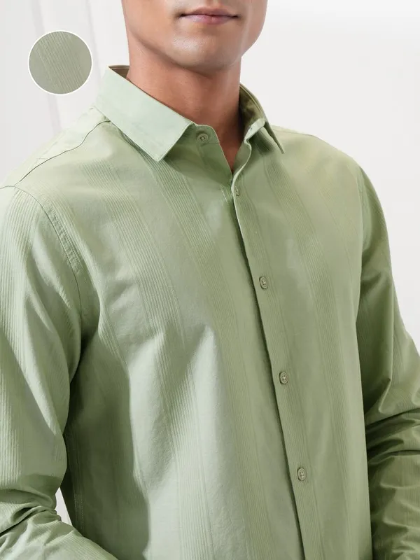 Highlander Men Green Striped Slim Fit Casual Shirt