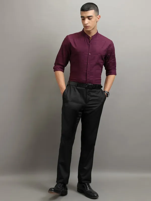 Highlander Men Burgundy Striped Regular Fit Casual Shirt