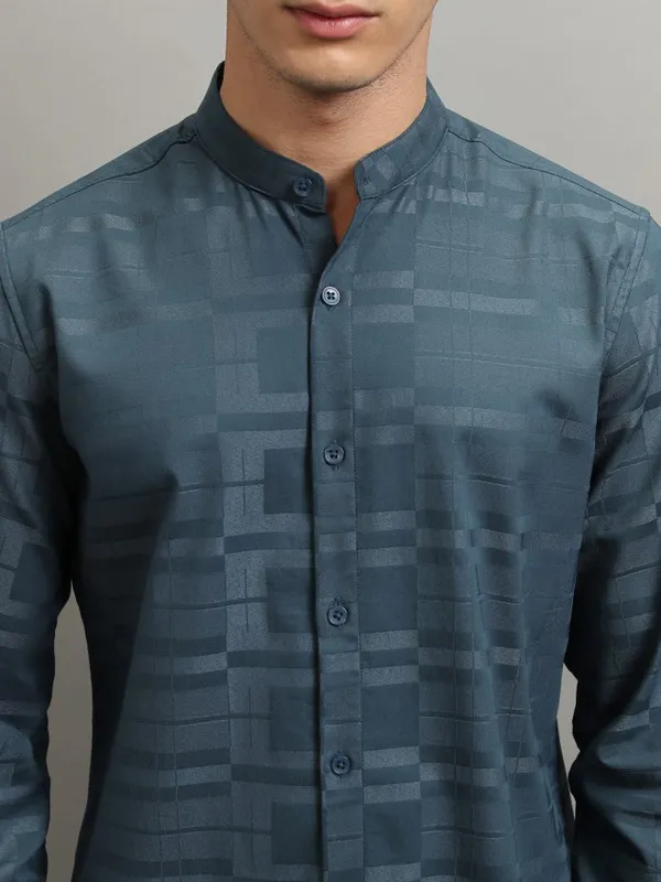 Highlander Men Teal Printed Regular Fit Casual Shirt