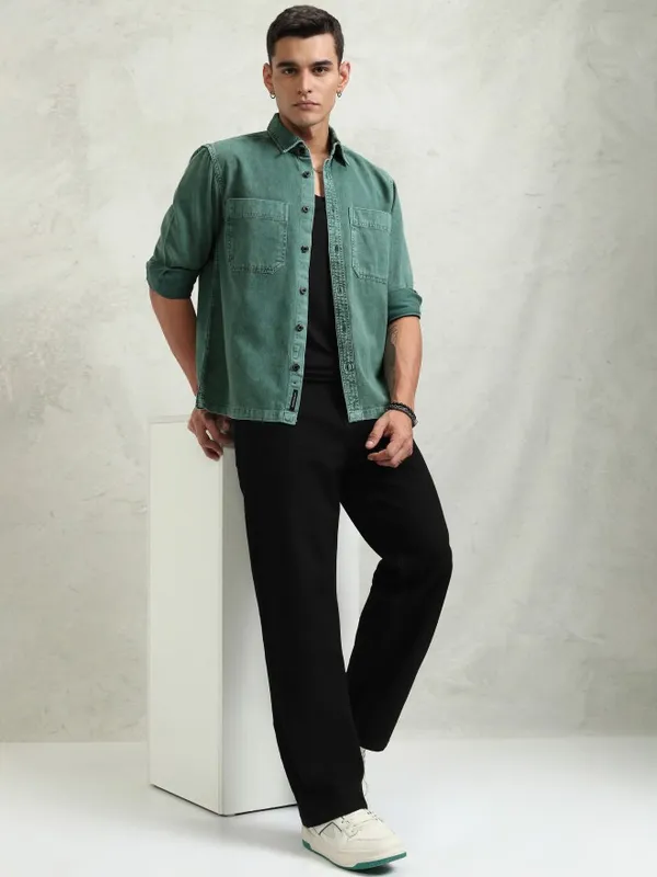 Highlander Men Green Faded Oversized Fit Casual Shirt
