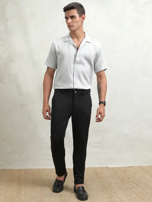 Highlander Men Grey Textured Relaxed Fit Casual Shirt