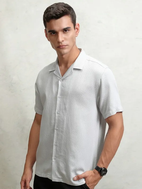 Highlander Men Grey Textured Relaxed Fit Casual Shirt