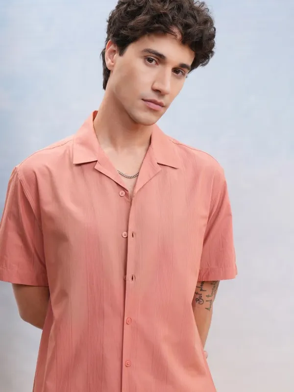 Highlander Men Peach Textured Relaxed Fit Casual Shirt