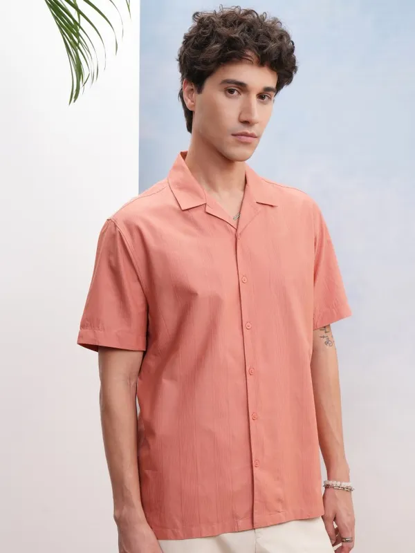 Highlander Men Peach Textured Relaxed Fit Casual Shirt