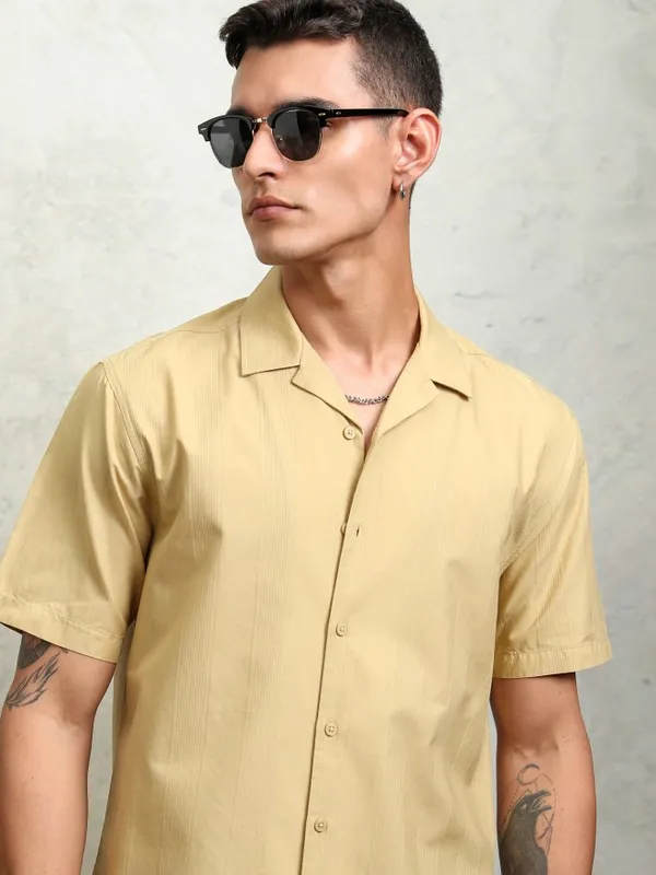 Highlander Men Mustard Solid Relaxed Fit Casual Shirt