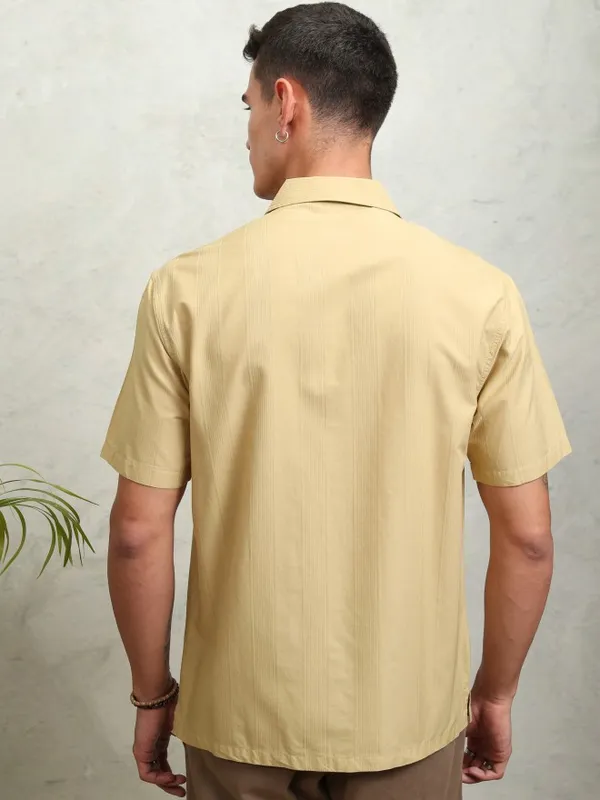 Highlander Men Mustard Solid Relaxed Fit Casual Shirt