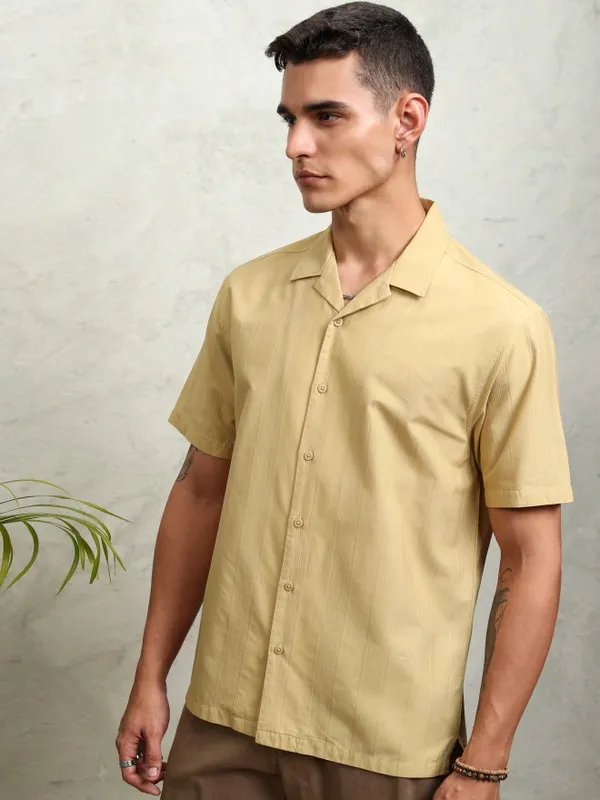 Highlander Men Mustard Solid Relaxed Fit Casual Shirt