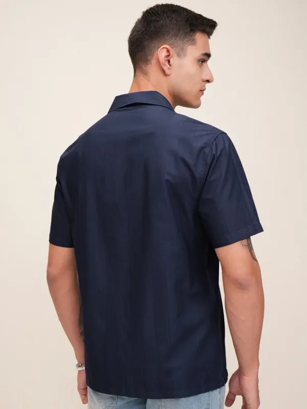 Highlander Men Navy Blue Textured Relaxed Fit Casual Shirt