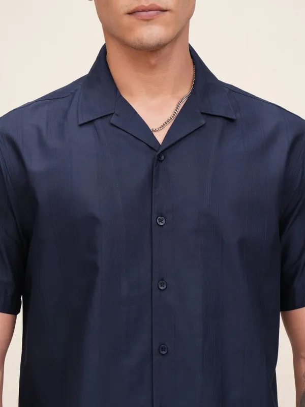 Highlander Men Navy Blue Textured Relaxed Fit Casual Shirt