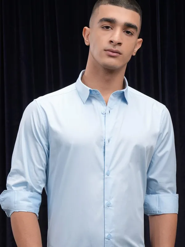 Highlander Men Blue Checked Slim Fit Casual Shirt