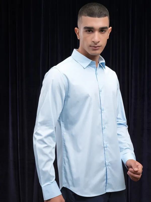 Highlander Men Blue Checked Slim Fit Casual Shirt