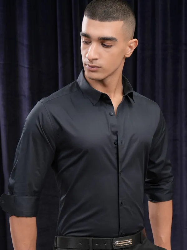 Men Slim Fit Casual Shirt