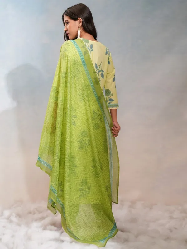 Vishudh Women Lime Green Printed Kurta Set - Kurta With Jogger And Printed Dupatta