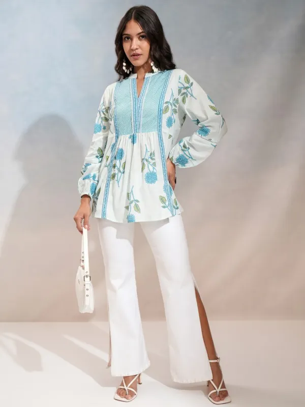 Vishudh Women Blue Printed A-Line Top