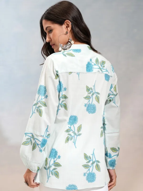Vishudh Women Blue Printed A-Line Top