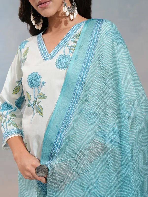 Vishudh Women Sky Blue Printed Kurta With Jogger With Printed Dupatta