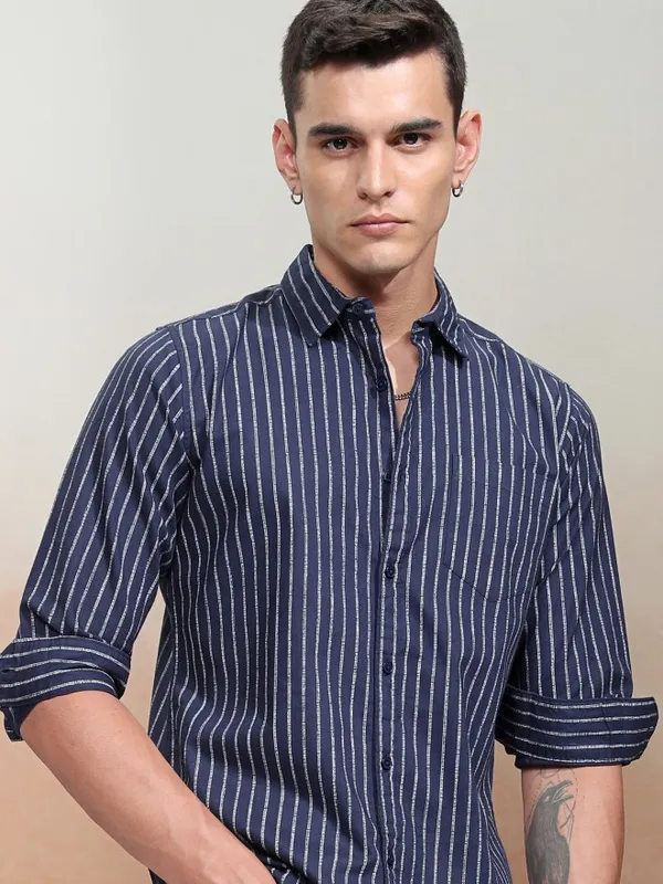 Highlander Men Navy Blue Striped Regular Fit Casual Shirt