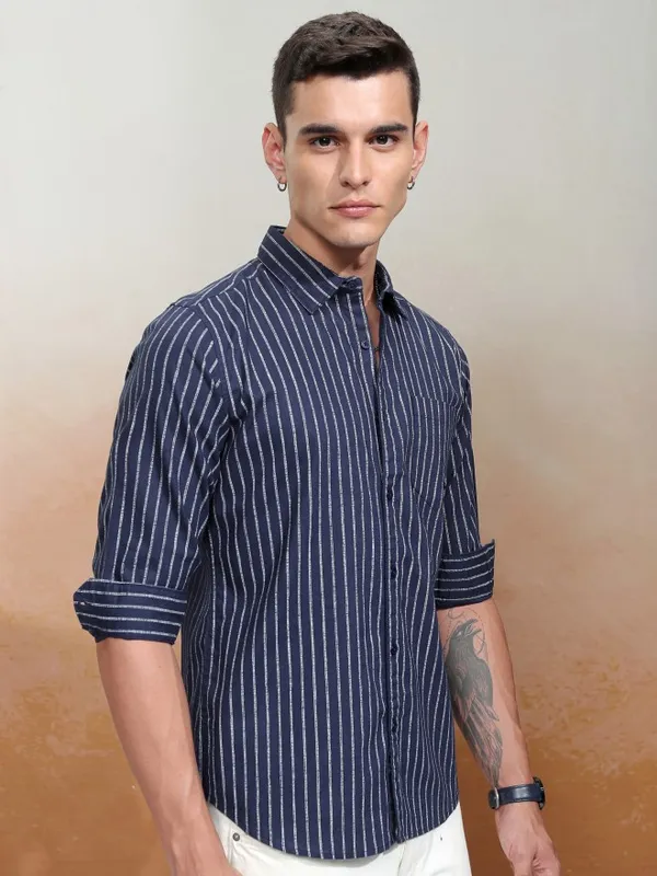Highlander Men Navy Blue Striped Regular Fit Casual Shirt