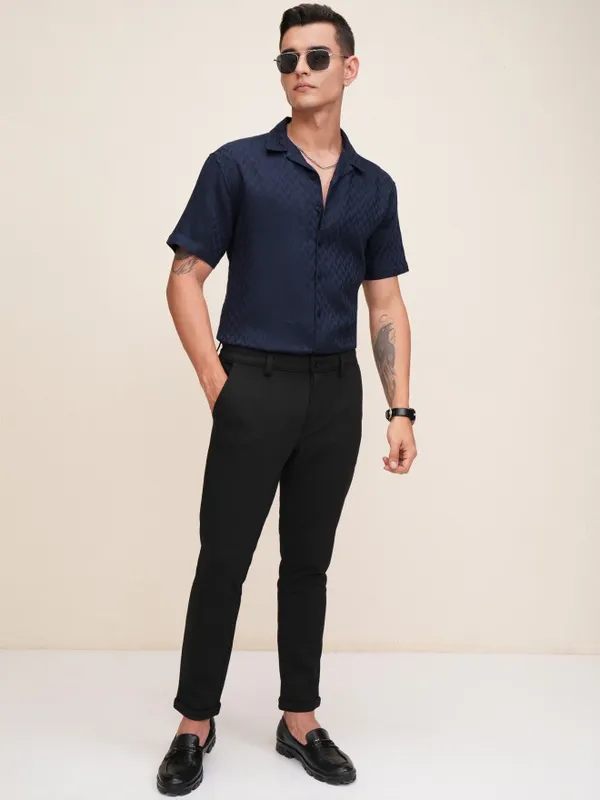 Highlander Men Navy Blue Textured Relaxed Fit Casual Shirt