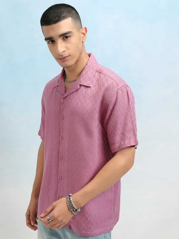 Highlander Men Mauve Dobby Textured Relaxed Fit Casual Shirt
