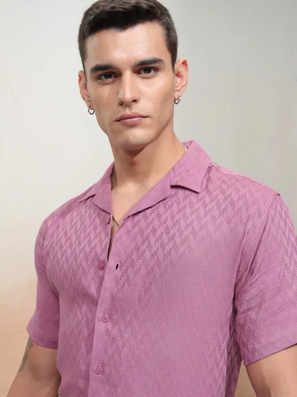 Highlander Men Pink Textured Relaxed Fit Casual Shirt