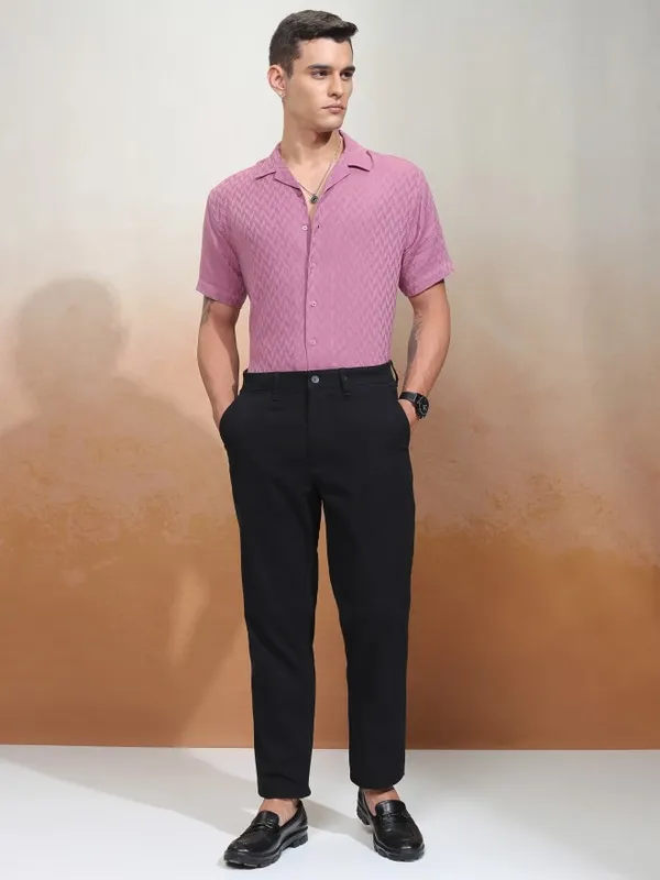 Highlander Men Pink Textured Relaxed Fit Casual Shirt
