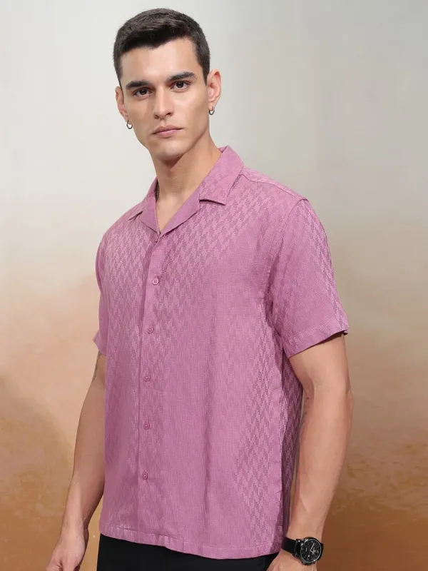 Highlander Men Pink Textured Relaxed Fit Casual Shirt