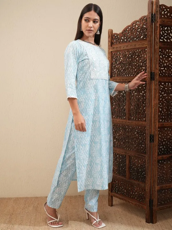 Vishudh Women Sky Blue Embroidered Straight Kurta With Pants And Dupatta