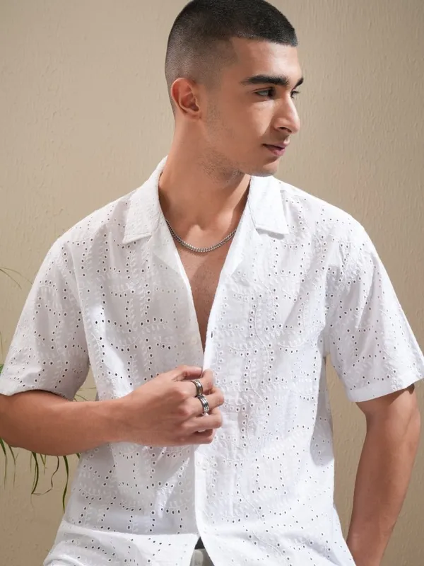 Highlander Men White Textured Relaxed Fit Casual Shirt