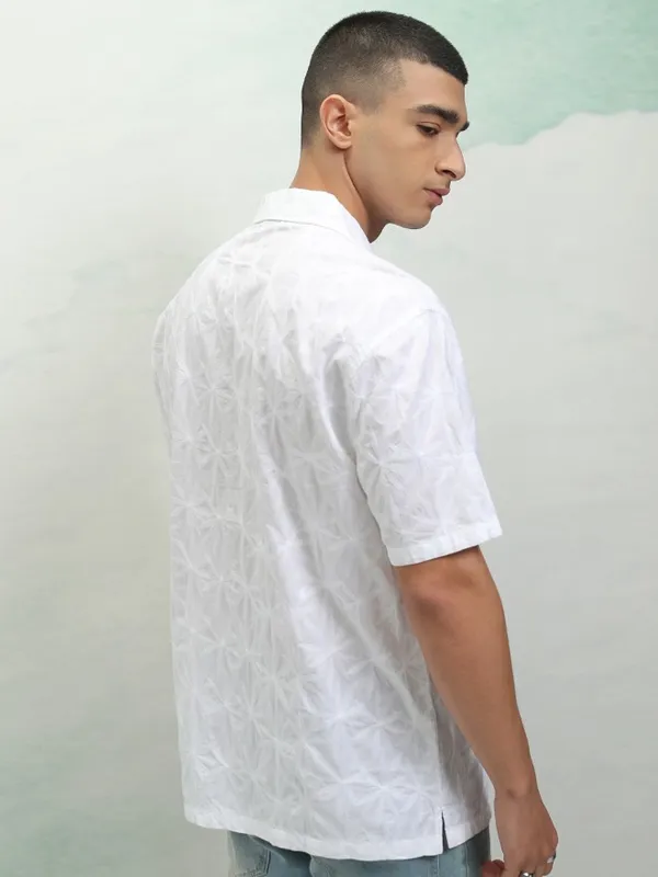 Highlander Men Black Embroidered Relaxed Fit Casual Shirt