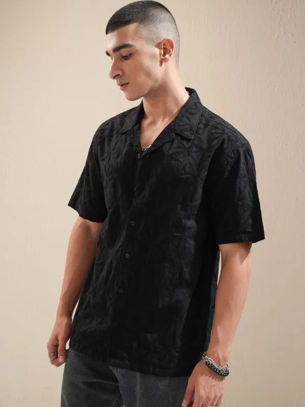 Highlander Men Black Textured Relaxed Fit Casual Shirt