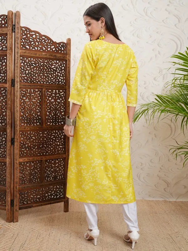 Vishudh Women Yellow Printed A-Line Kurta