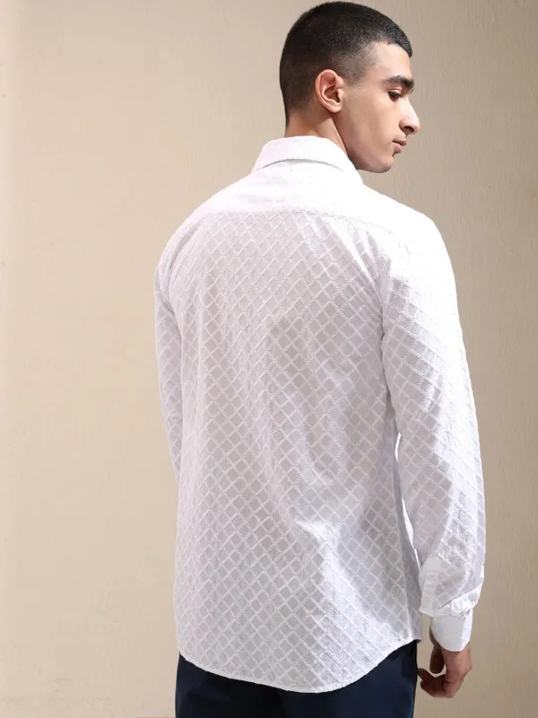 Highlander Men White Textured Slim Fit Casual Shirt