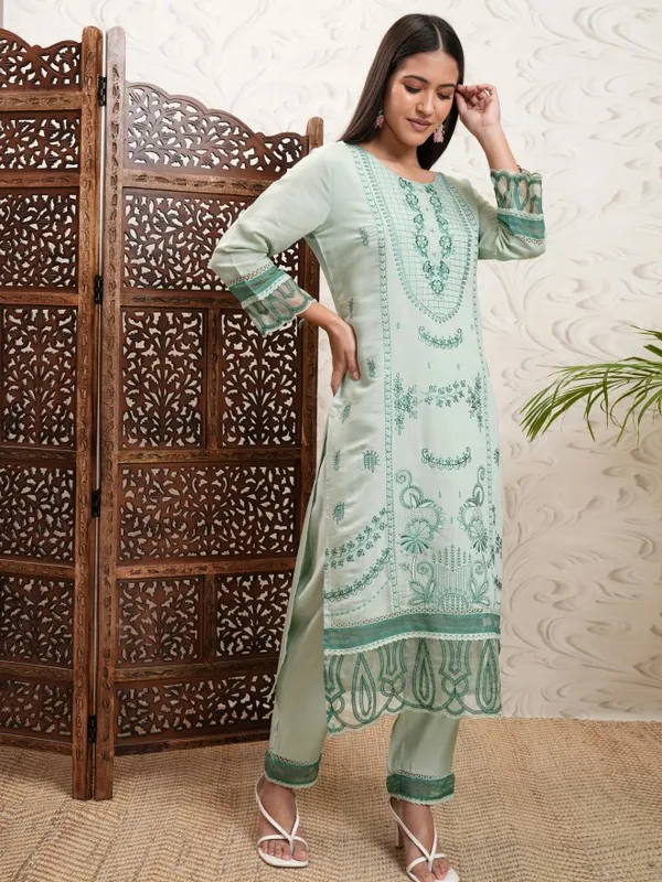 Vishudh Women Green Embroidered Kurta With Trouser And Dupatta