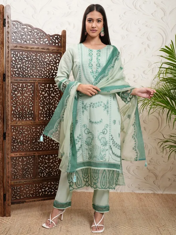 Vishudh Women Green Embroidered Kurta With Trouser And Dupatta